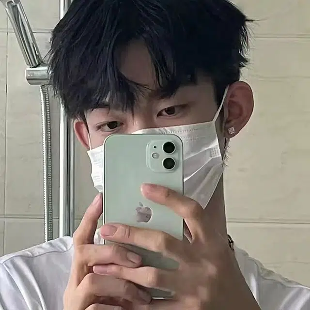 cooraree ins