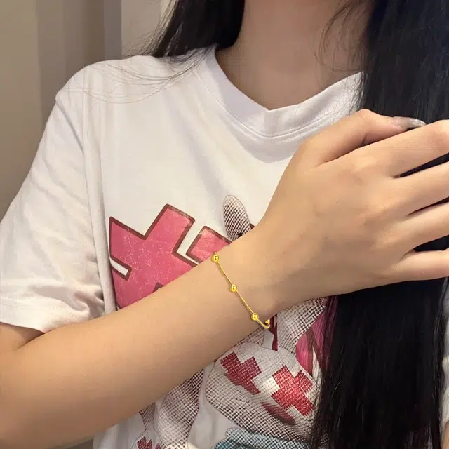 999