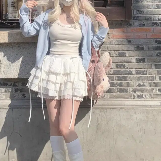 轻迎 舒适时尚纯色百搭休闲短裙 女款