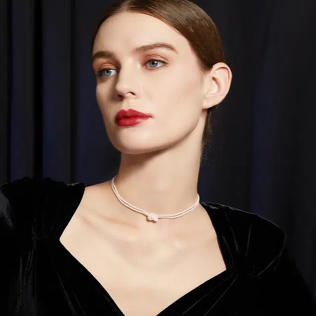JAY choker