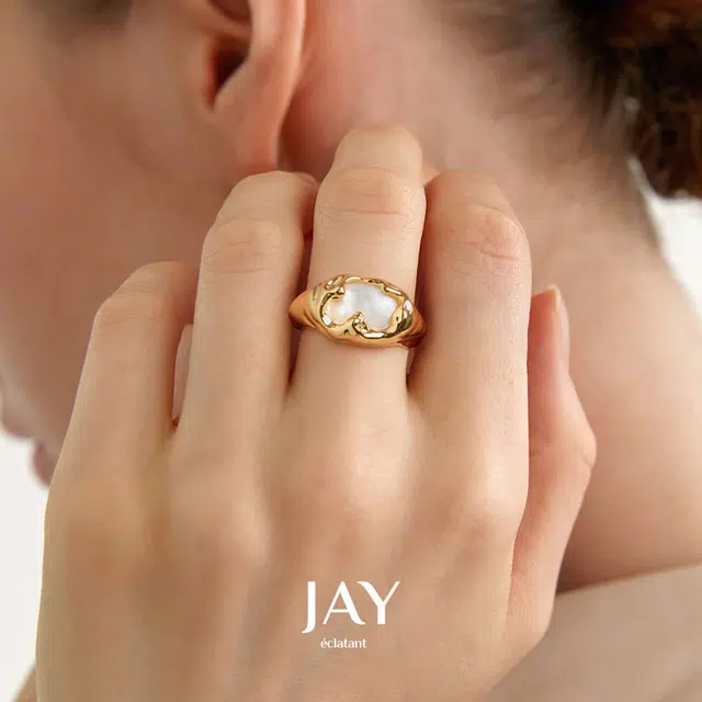 JAY cins