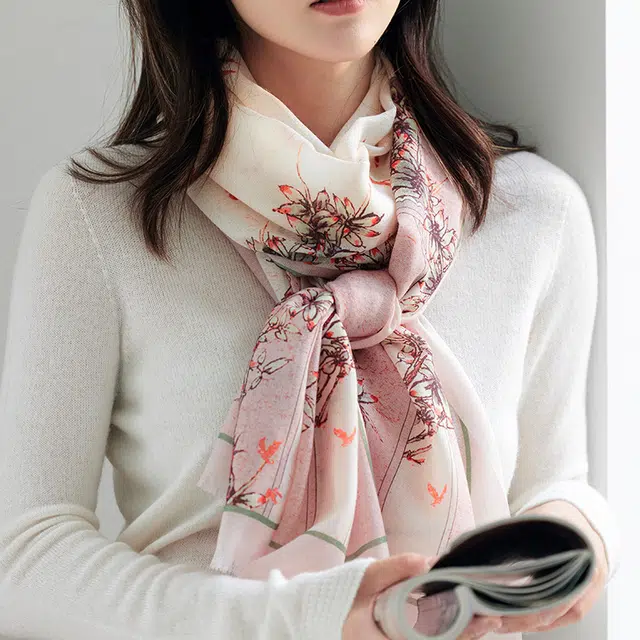 杭丝路 植物花卉百搭日常简约围脖保暖披肩 绵羊毛 绒线围巾 女款