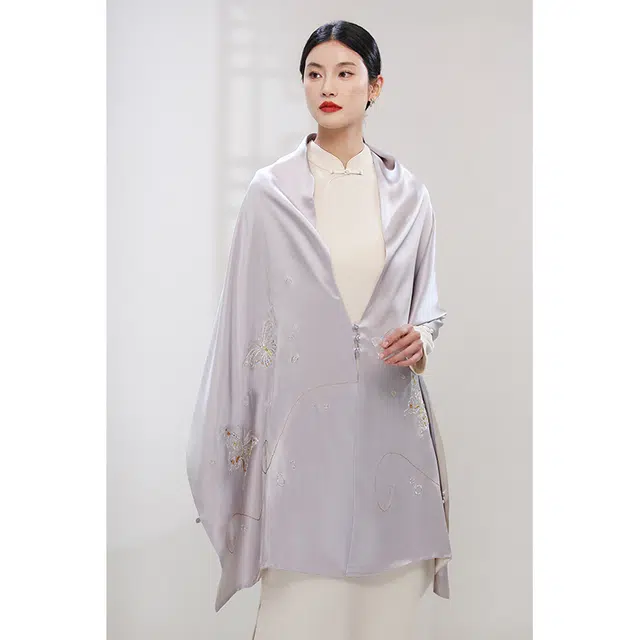 杭丝路 苏绣盘扣双层真丝手工刺绣 丝巾 女款