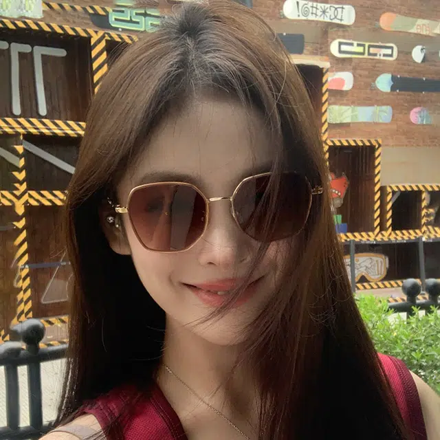 PRETTYALLUSION PC