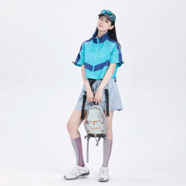 吉业重工 山系户外拼色立领拉链宽松短袖截短外套 女款
