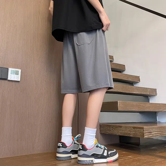 AWAO