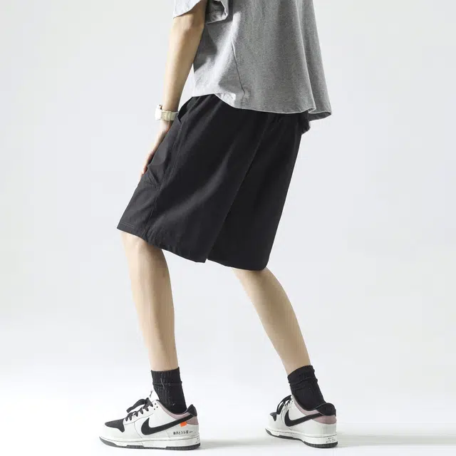 AWAO