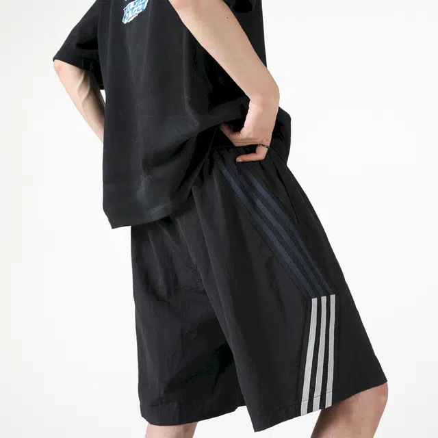 AWAO