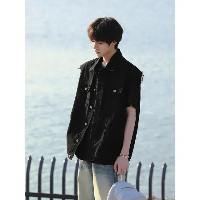 AWAO