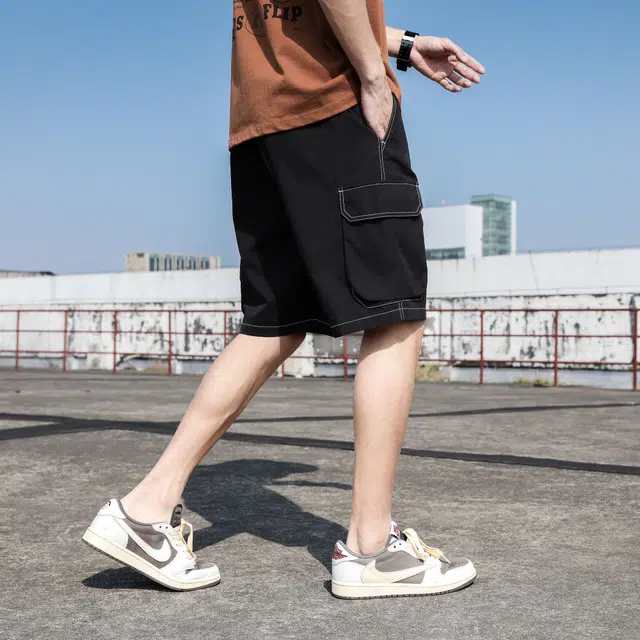AWAO