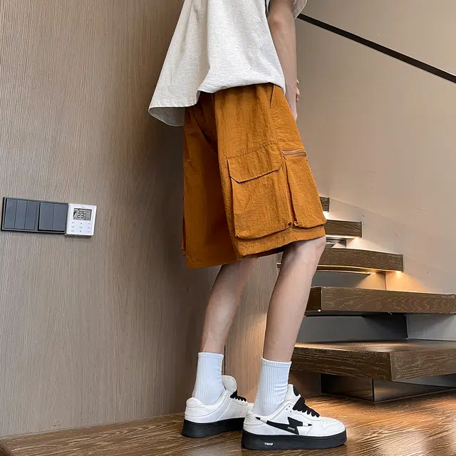AWAO