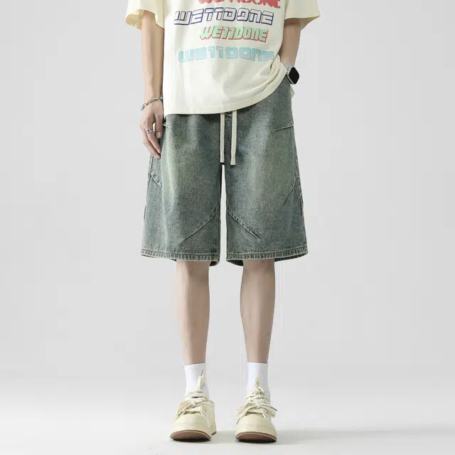 AWAO