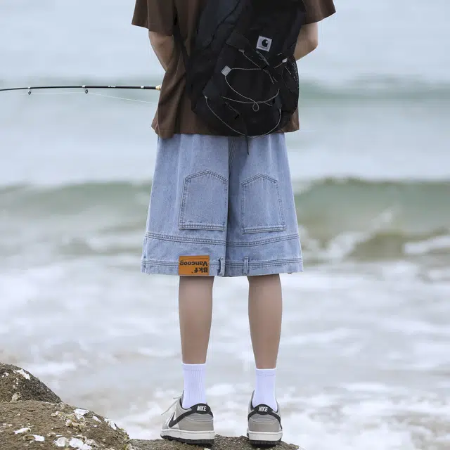 AWAO