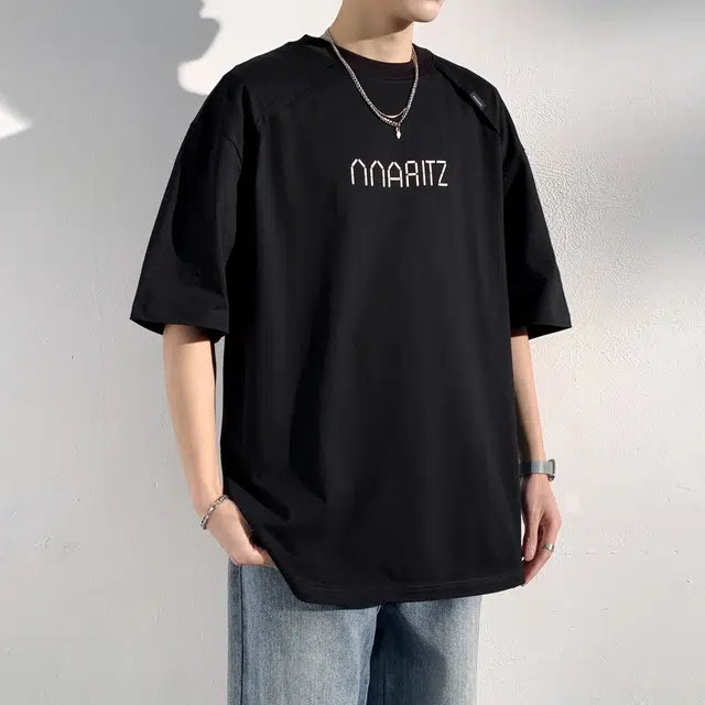 AWAO T