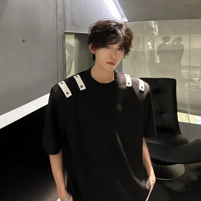 AWAO T