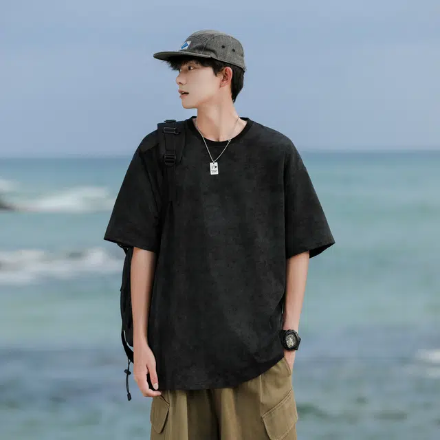 AWAO T