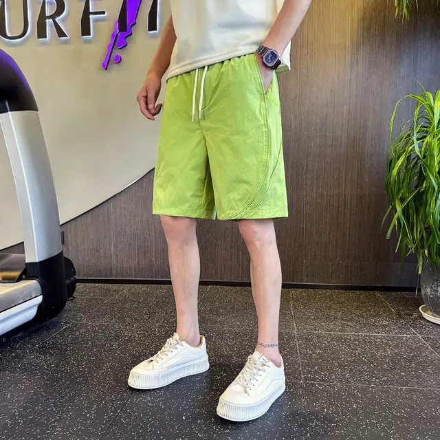 AWAO