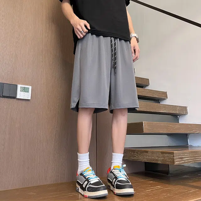 AWAO