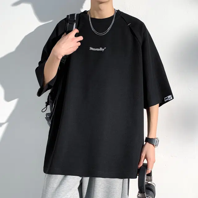 AWAO T