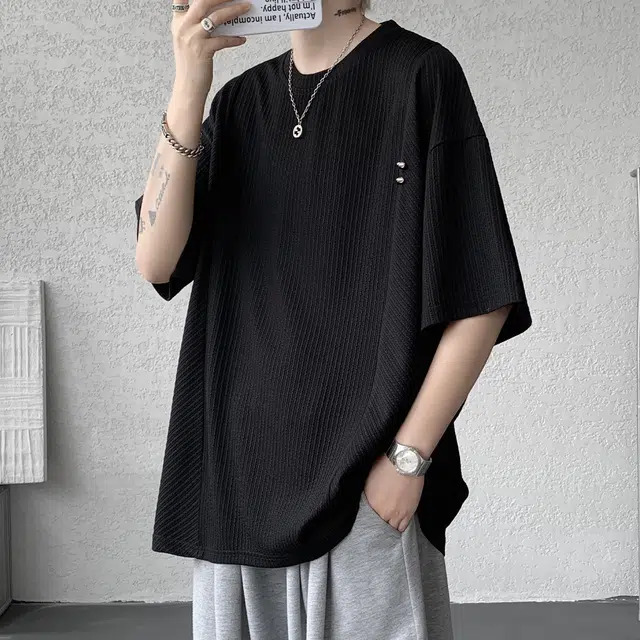 AWAO T