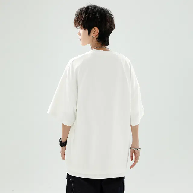 AWAO T