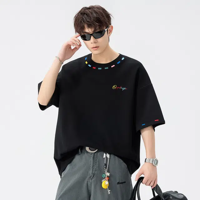 AWAO T