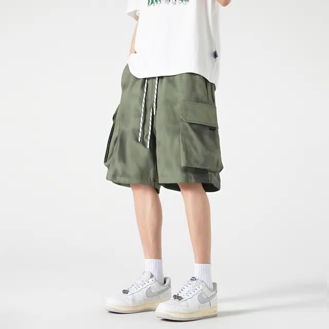 AWAO