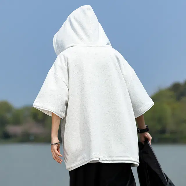 AWAO T