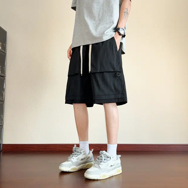 AWAO