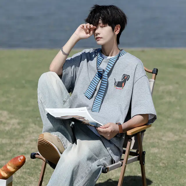 AWAO T