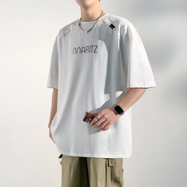 AWAO T