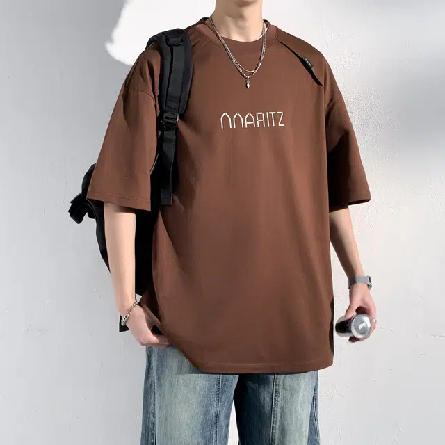 AWAO T
