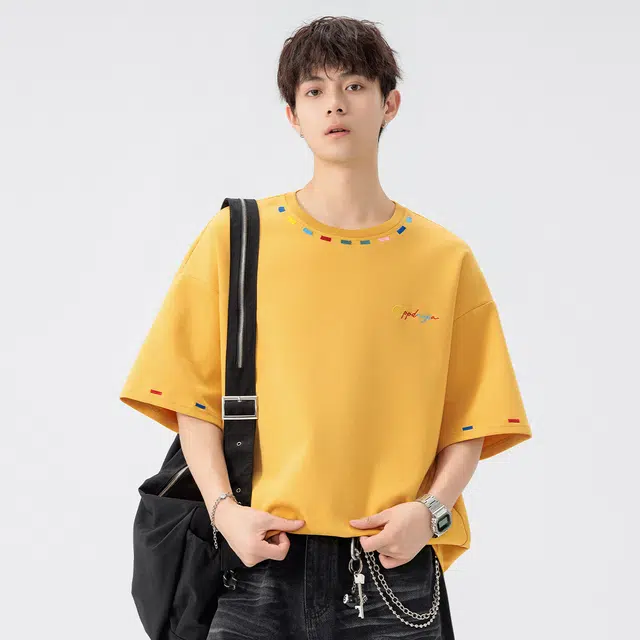 AWAO T
