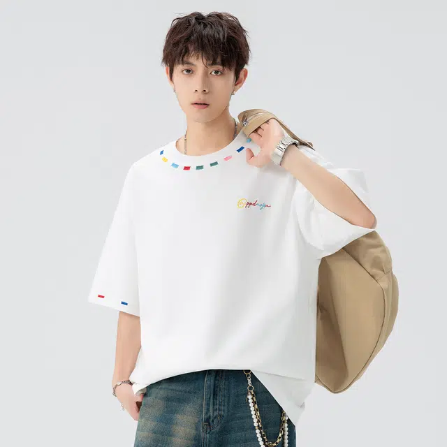 AWAO T