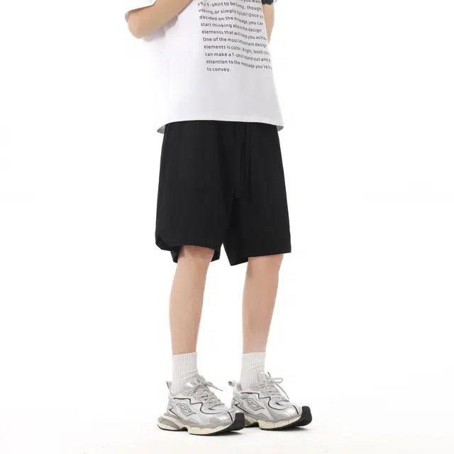 AWAO
