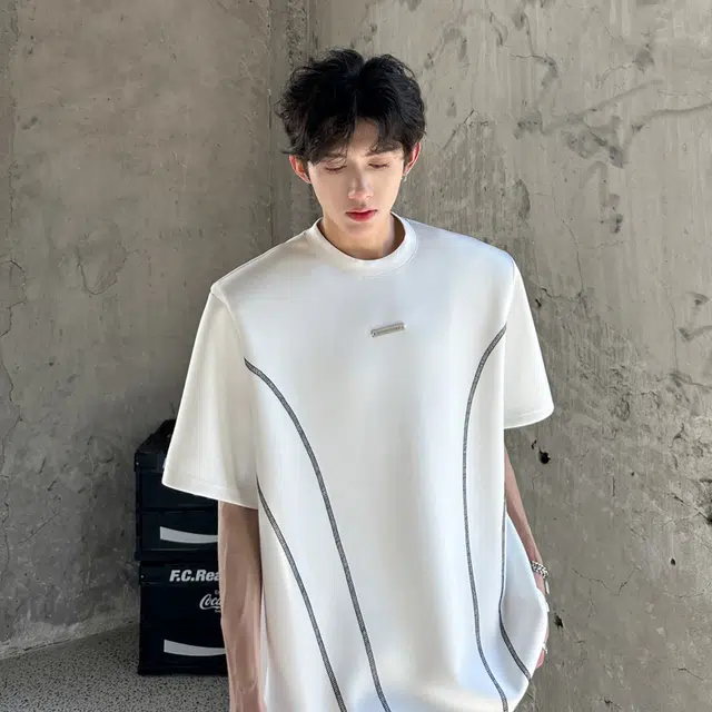 AWAO T