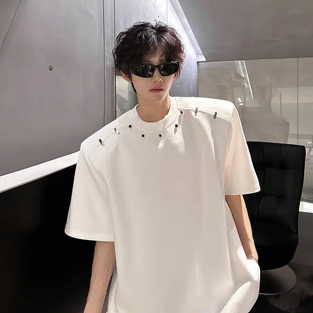 AWAO T