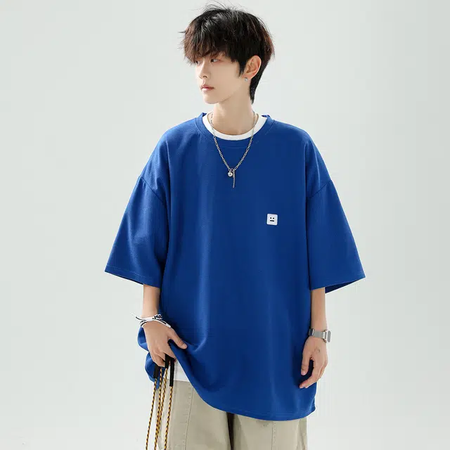 AWAO T
