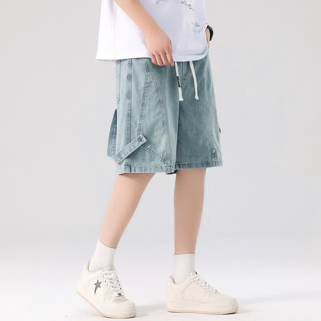 AWAO