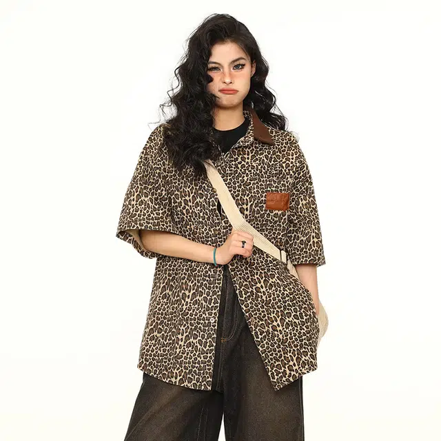AWAO vintage