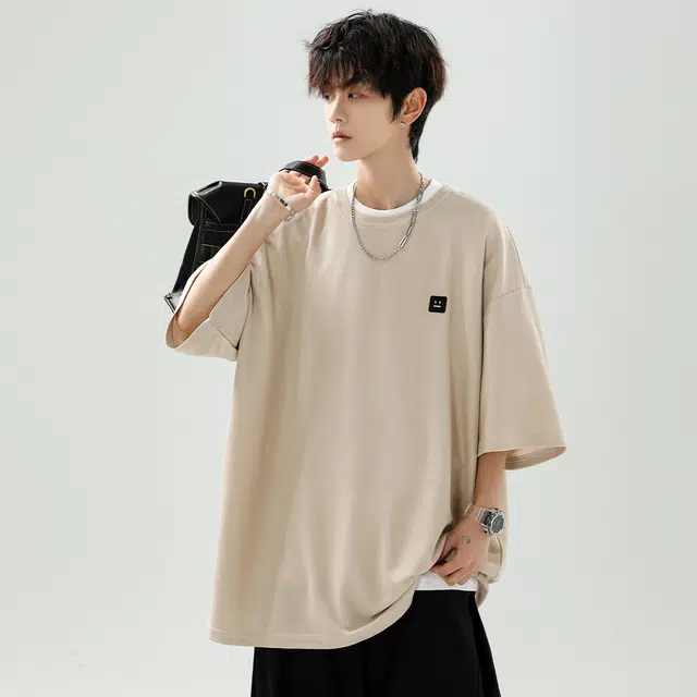 AWAO T