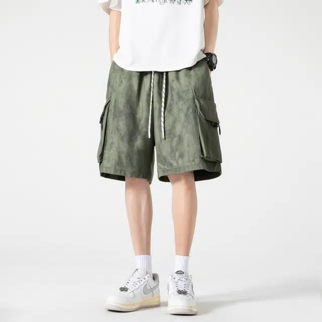 AWAO