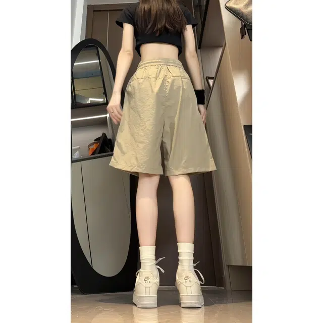AWAO
