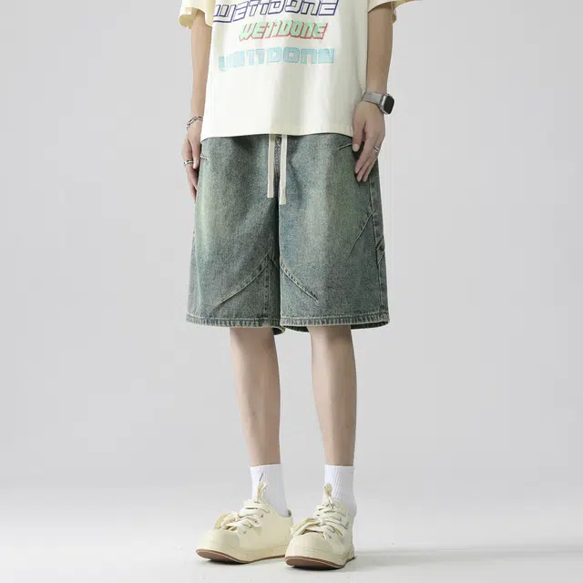 AWAO