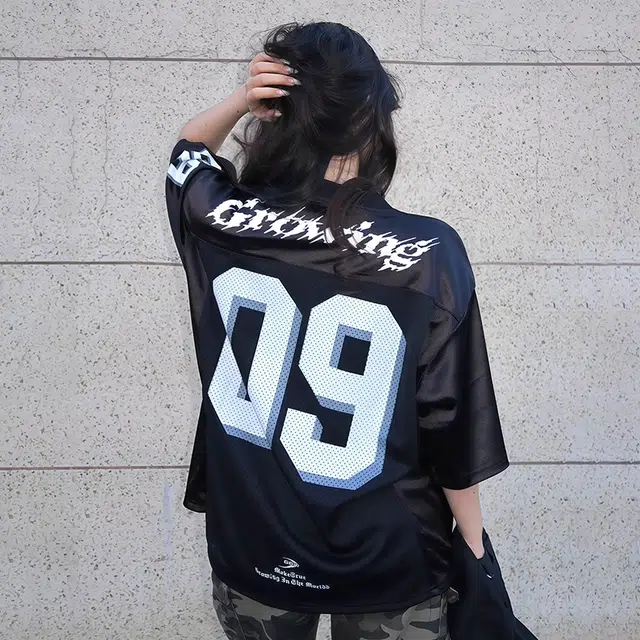 AWAO T