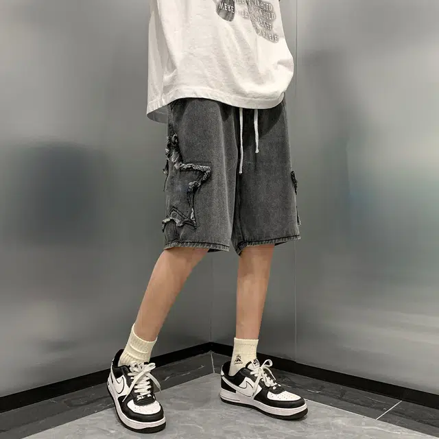 AWAO