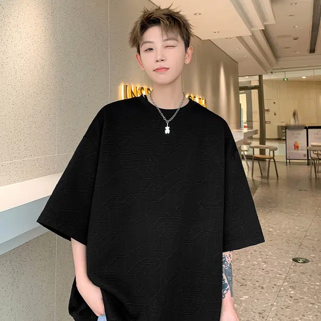 AWAO T