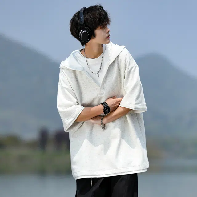 AWAO T
