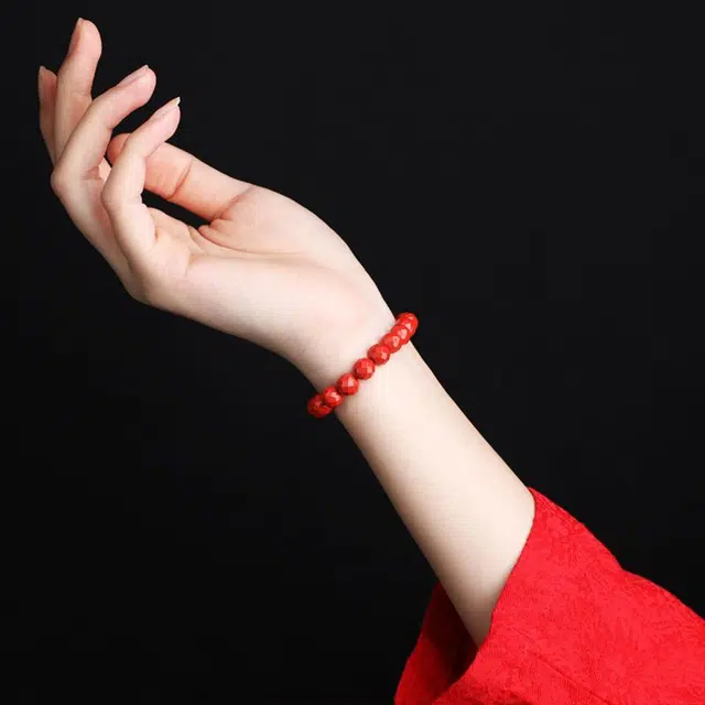 芙昕 【高含量】新中式简约小众设计日常百搭菱形本命年转运珠文玩叠戴手饰再造辰砂 朱砂 手串 男女同款情侣款