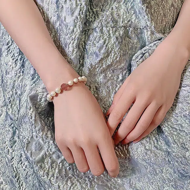 XHS